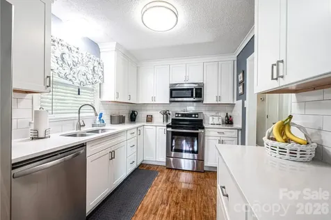 2651 31st Street Court NE Hickory NC 28601