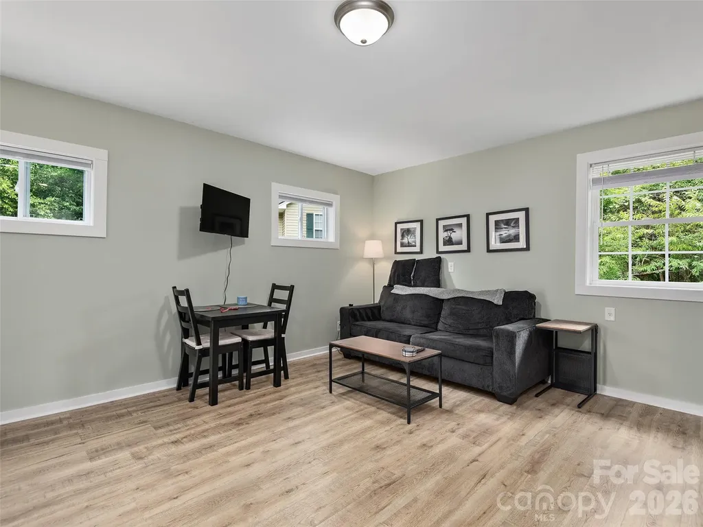 64 Springside Road Asheville NC 28803