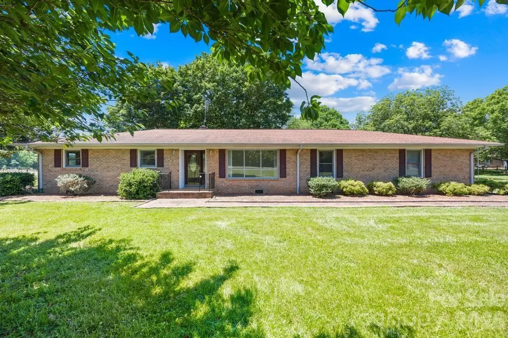 406 Kistler Farm Road Mooresville NC 28115