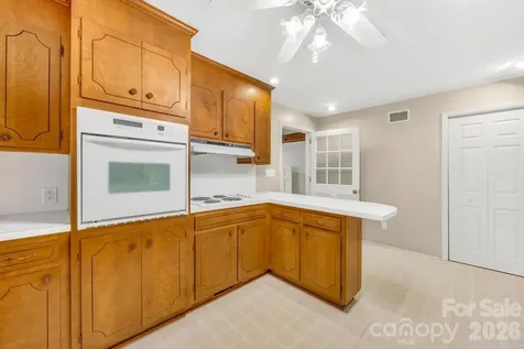 406 Kistler Farm Road Mooresville NC 28115