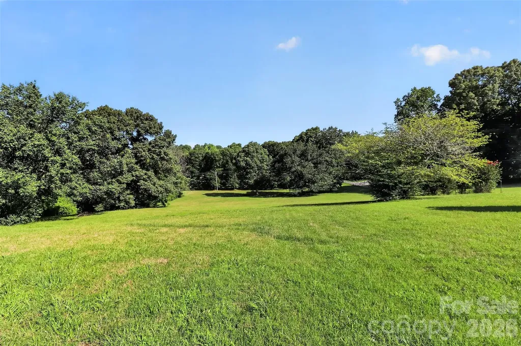 2004 Fountain Lane Stanley NC 28164
