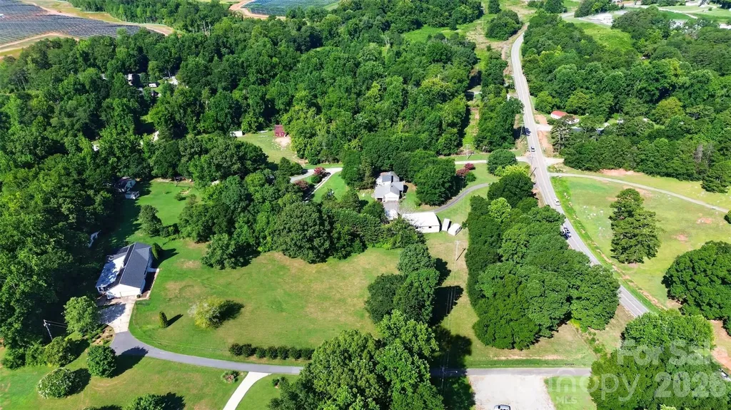 2004 Fountain Lane Stanley NC 28164