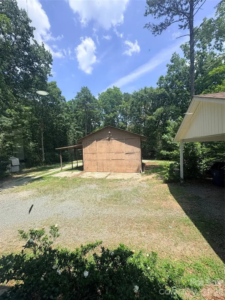 14851 Bethel Avenue Extension Midland NC 28107