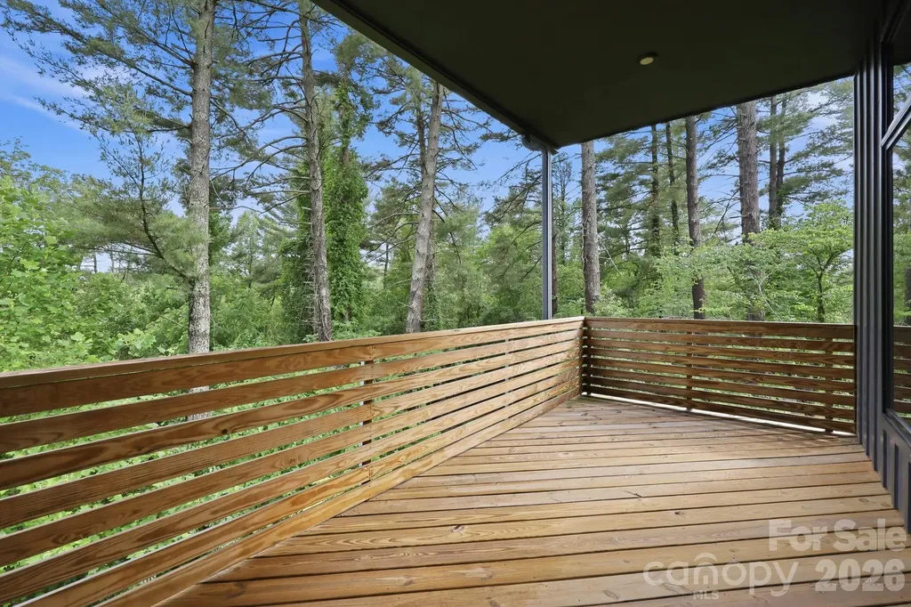40 Malvern Walk Asheville NC 28806