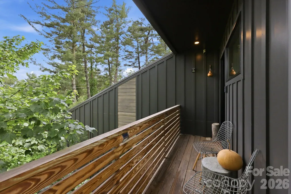 40 Malvern Walk Asheville NC 28806