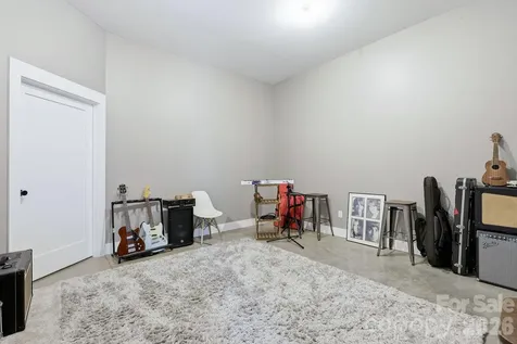 40 Malvern Walk Asheville NC 28806