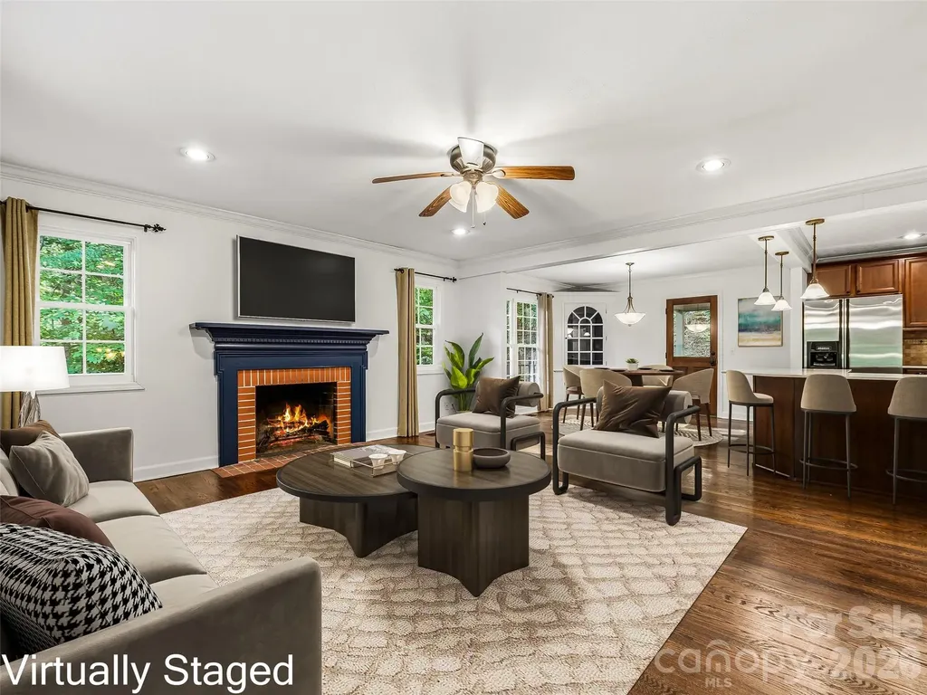 2388 Hebron Road Hendersonville NC 28739