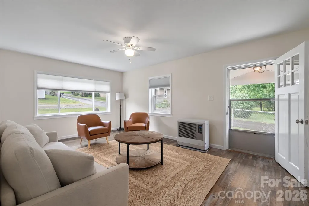 34 Stephens Road Waynesville NC 28786