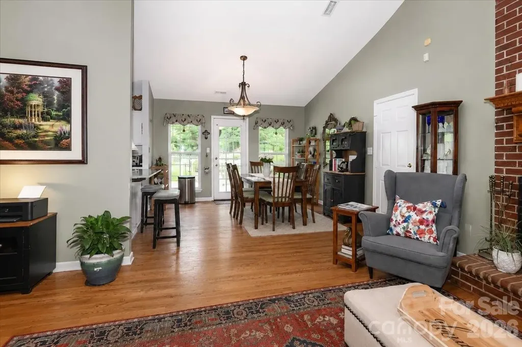 6803 Lowesville Lane Stanley NC 28164