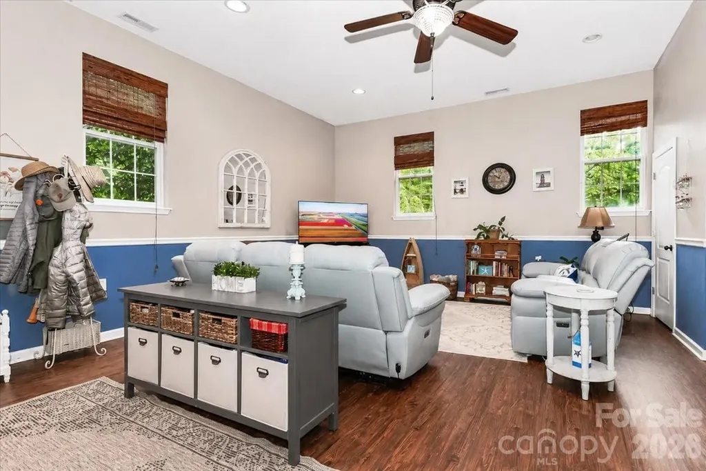 6803 Lowesville Lane Stanley NC 28164