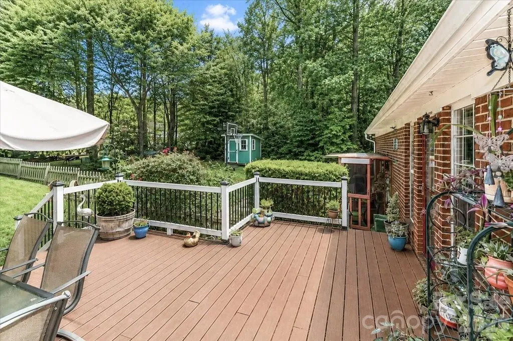 6803 Lowesville Lane Stanley NC 28164