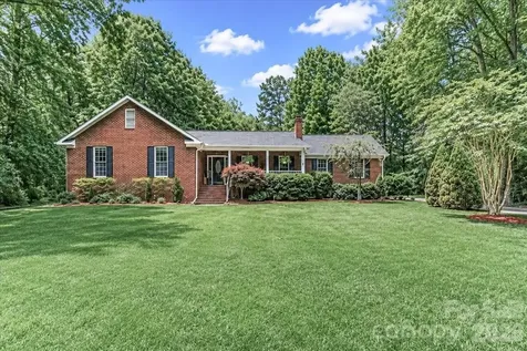 6803 Lowesville Lane Stanley NC 28164
