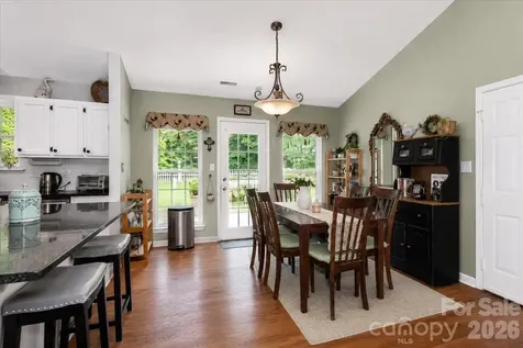 6803 Lowesville Lane Stanley NC 28164