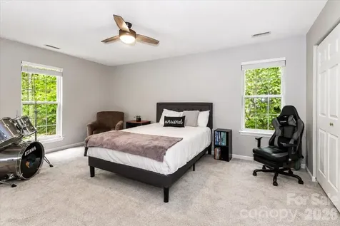 6803 Lowesville Lane Stanley NC 28164