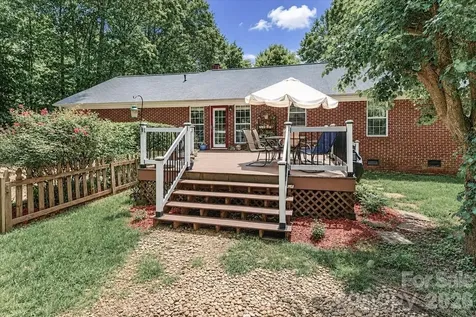 6803 Lowesville Lane Stanley NC 28164
