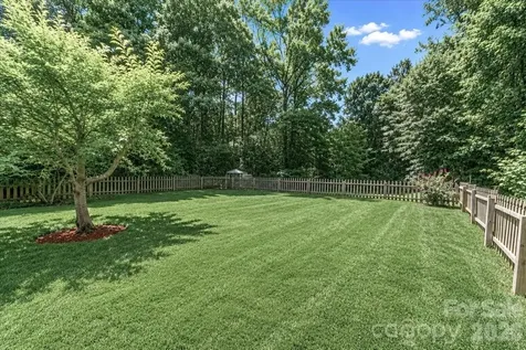 6803 Lowesville Lane Stanley NC 28164