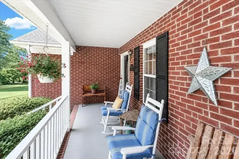 6803 Lowesville Lane Stanley NC 28164