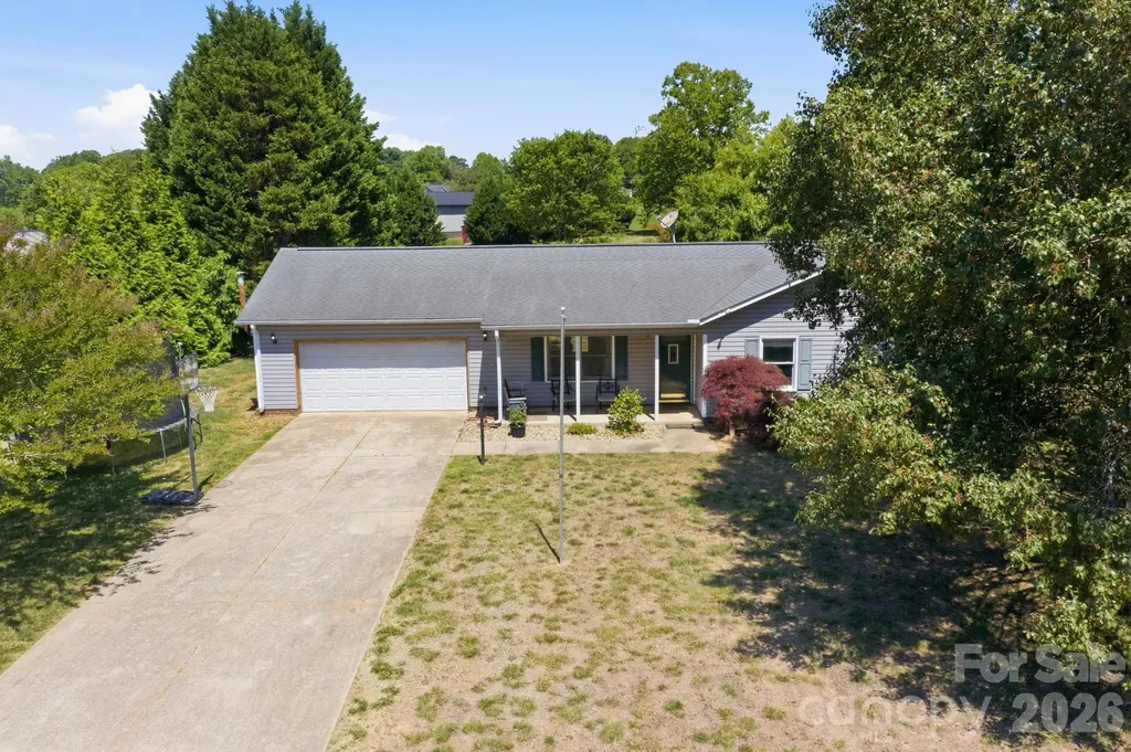 129 Salem Meadow Drive Statesville NC 28625