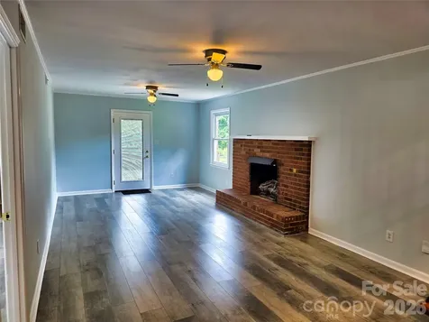 158 W Meadowview Drive Statesville NC 28625