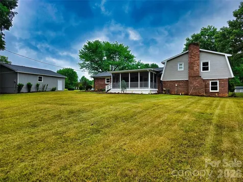 158 W Meadowview Drive Statesville NC 28625