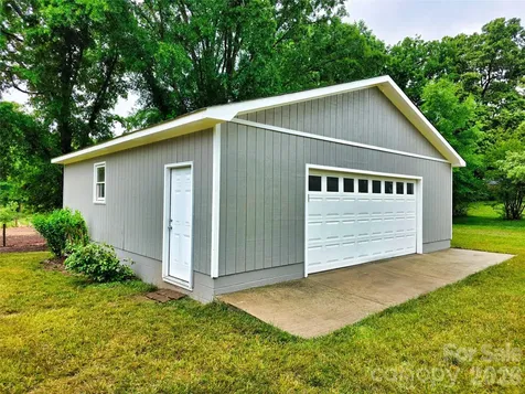 158 W Meadowview Drive Statesville NC 28625