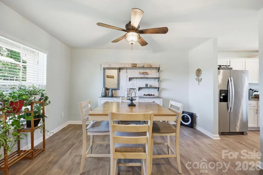 1276 Hickory Point Drive Lexington NC 27292