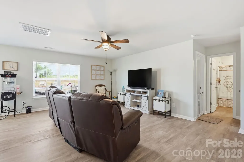 1276 Hickory Point Drive Lexington NC 27292