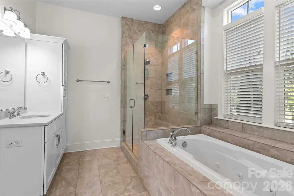 176 Hazelton Loop Mooresville NC 28117