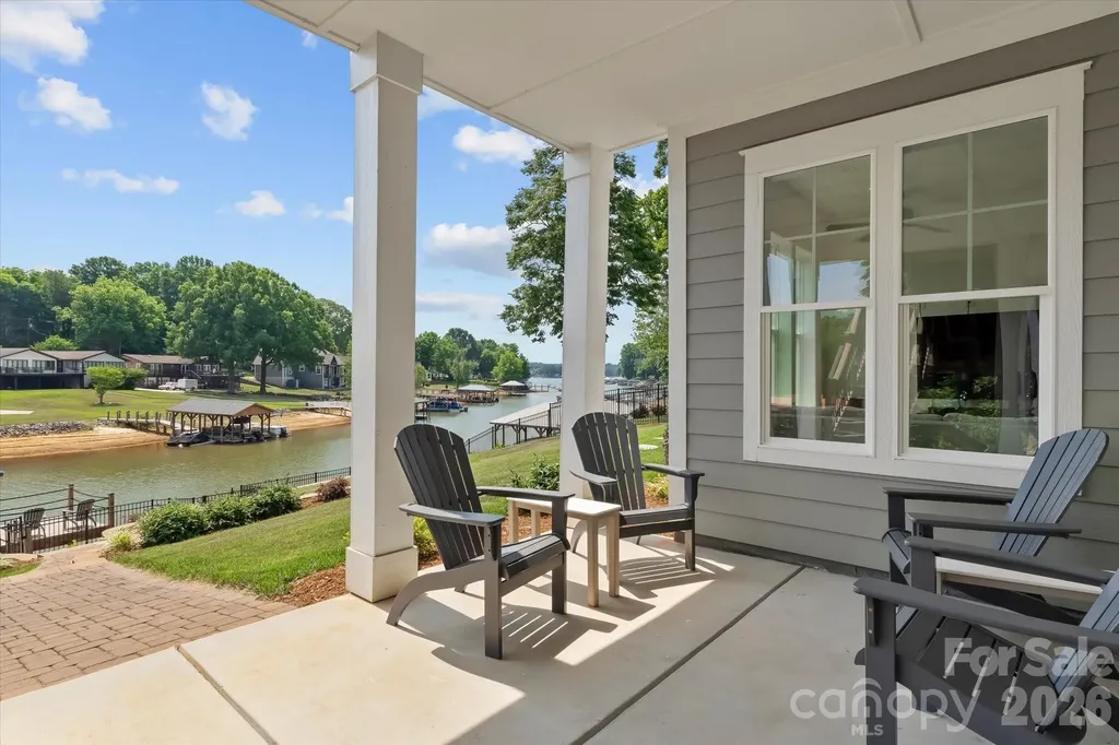 176 Hazelton Loop Mooresville NC 28117