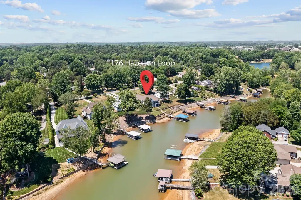 176 Hazelton Loop Mooresville NC 28117