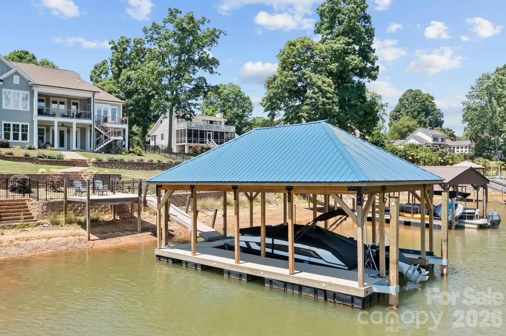 176 Hazelton Loop Mooresville NC 28117