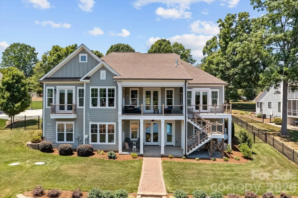 176 Hazelton Loop Mooresville NC 28117
