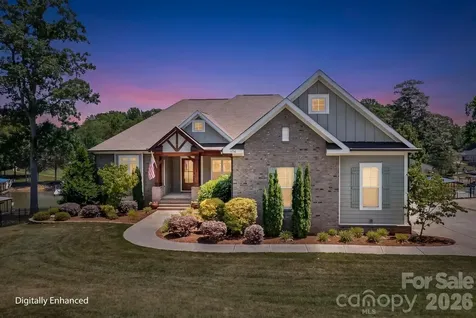 176 Hazelton Loop Mooresville NC 28117