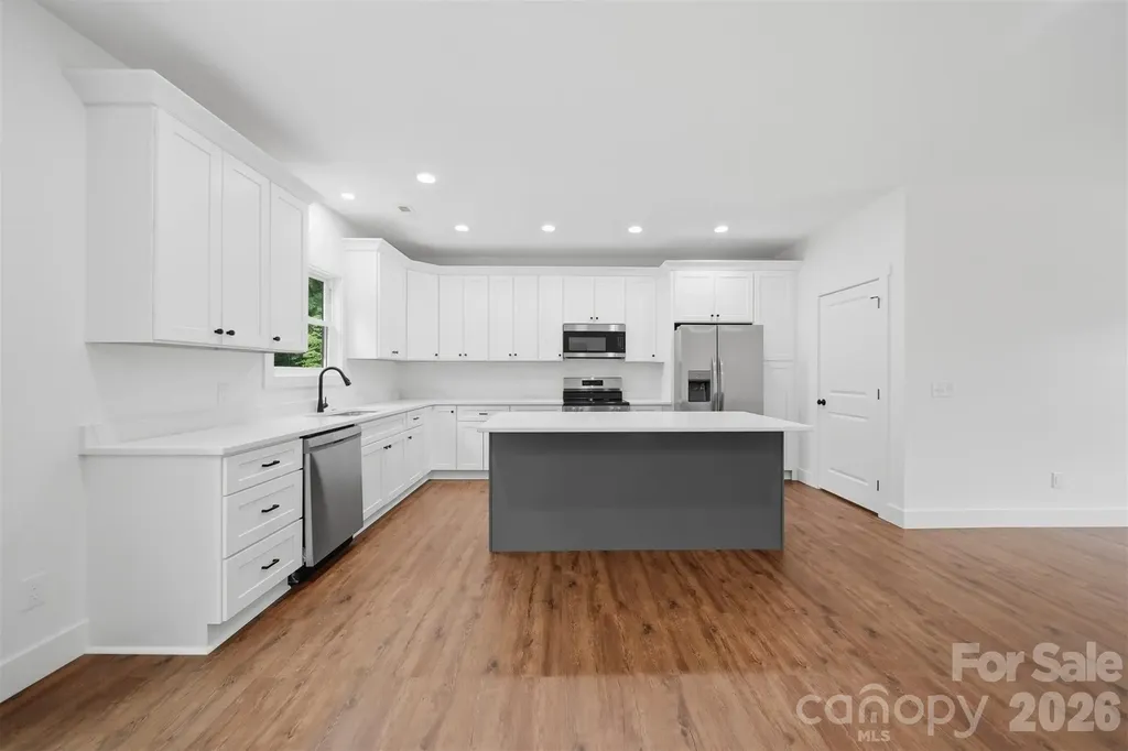 414 Scarlett Oak Court NE Lenoir NC 28645