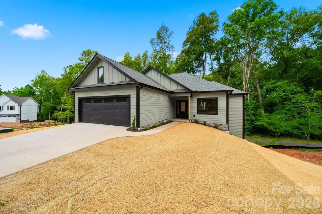 414 Scarlett Oak Court NE Lenoir NC 28645