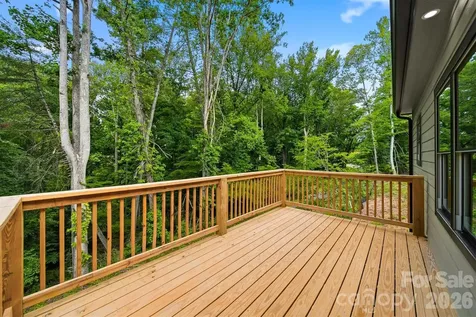 414 Scarlett Oak Court NE Lenoir NC 28645