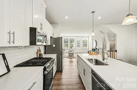 1414 Newell Towns Lane Charlotte NC 28262