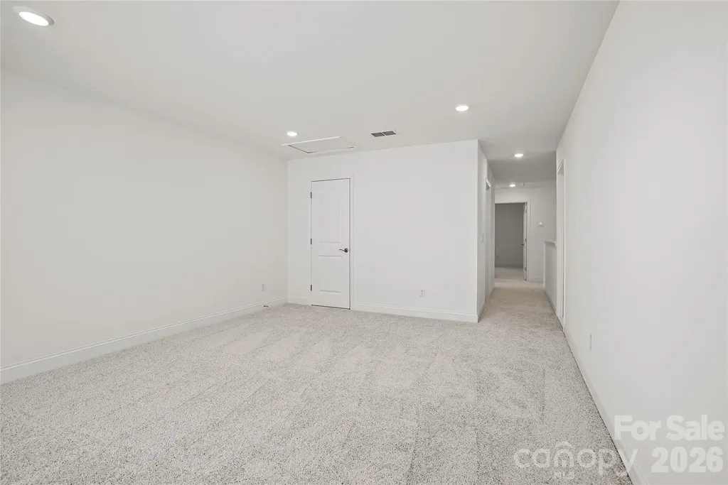 1011 High Bluff Point SE Waxhaw NC 28173