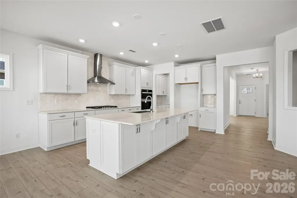 1011 High Bluff Point SE Waxhaw NC 28173