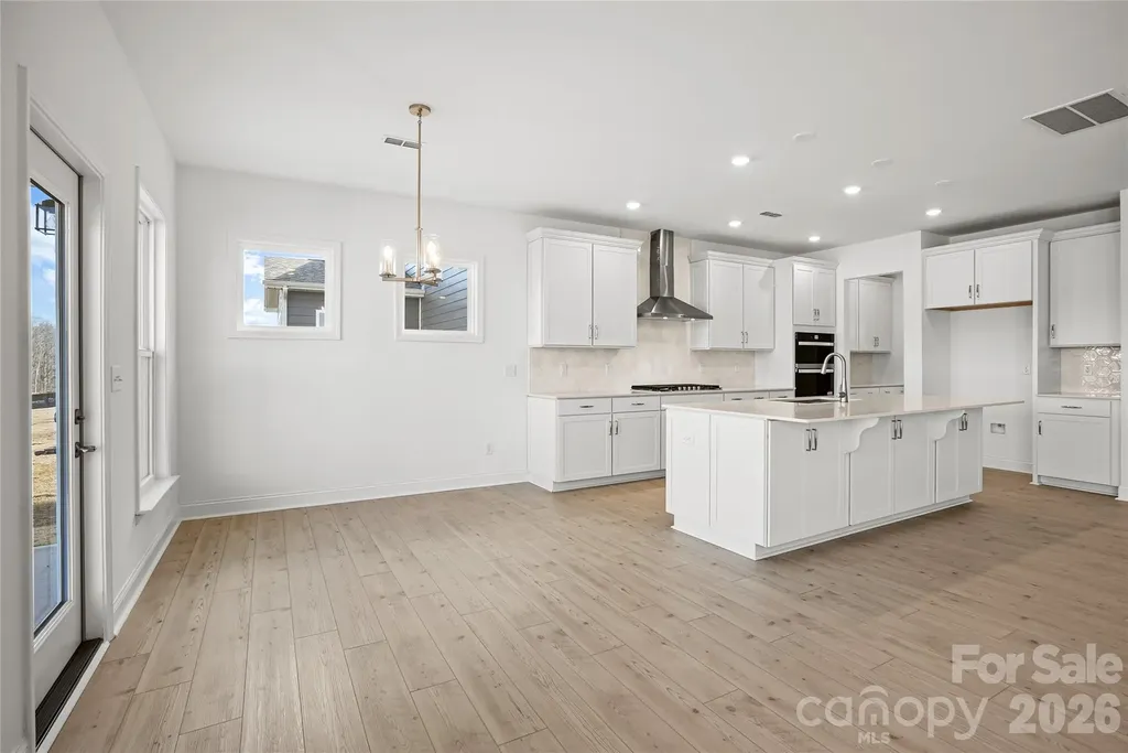 1011 High Bluff Point SE Waxhaw NC 28173