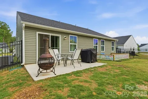 420 Grandiflora Avenue Lancaster SC 29720