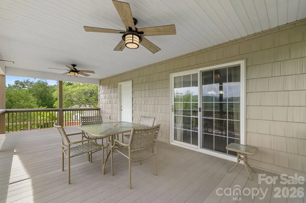 533 Lemons Branch Road Bryson City NC 28713