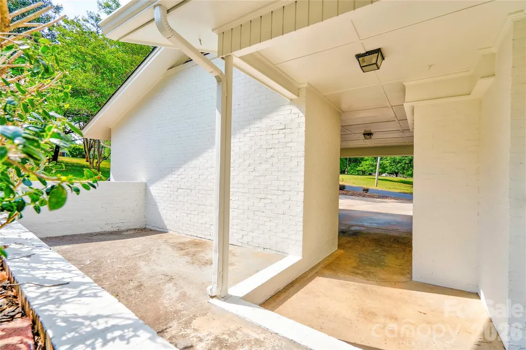 809 Forest Hills Drive Shelby NC 28150