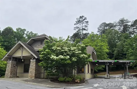 101 Hawks Crest Brevard NC 28712
