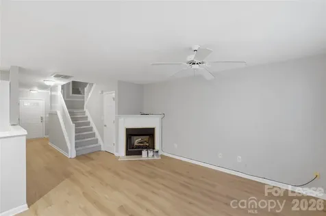 8144 Christmas Court Charlotte NC 28216