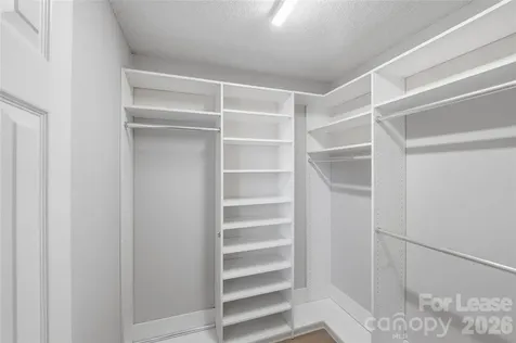 8144 Christmas Court Charlotte NC 28216