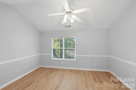 8144 Christmas Court Charlotte NC 28216