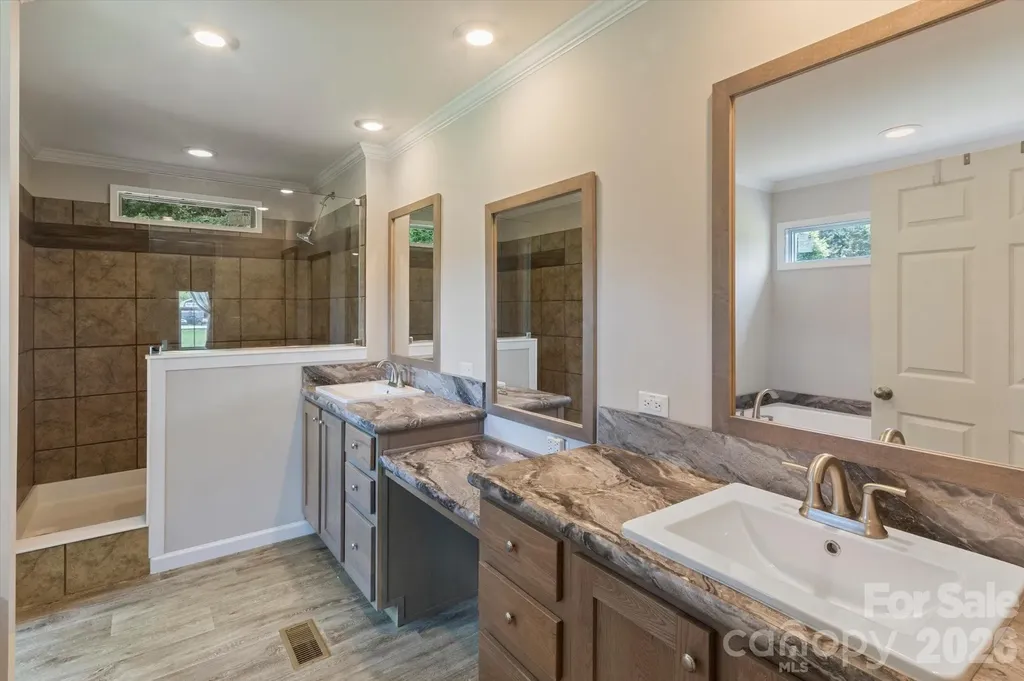1060 Pickens Highway Rosman NC 28772