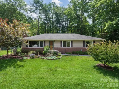 112 Lyndale Road Hendersonville NC 28739