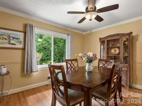 112 Lyndale Road Hendersonville NC 28739